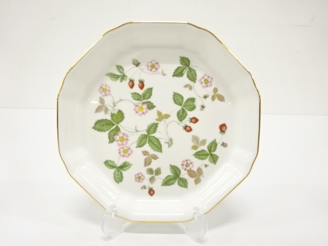 WEDGWOOD　ウェッジウッド　ワイルドストロベリー　プレート　17.5センチ